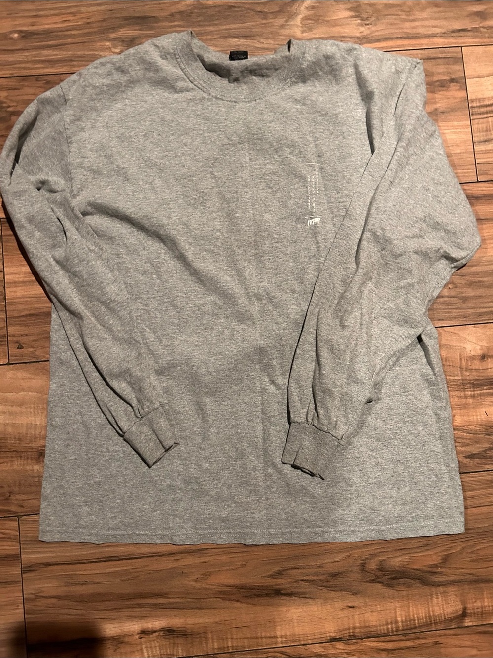 10.Deep Men's Heather Gray Crewneck Pullover